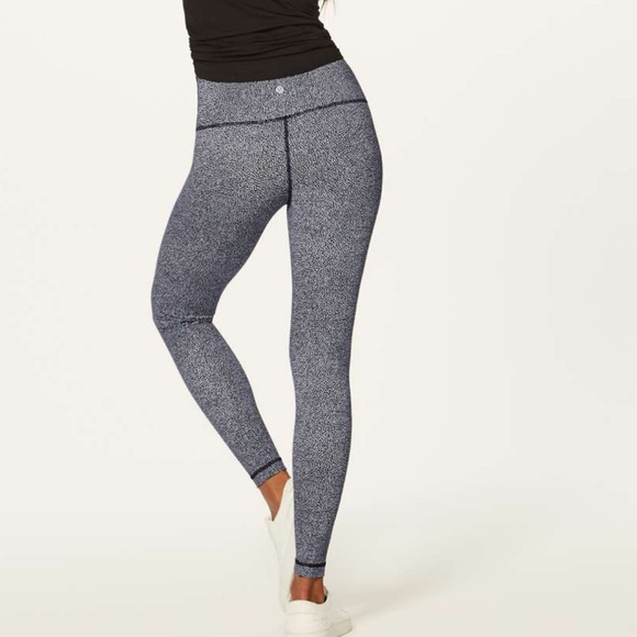 Lululemon 🍋 Wunder Under Hi-Rise Tight Full-On Luxtreme 28" Inseam Size 6 - Picture 2 of 11